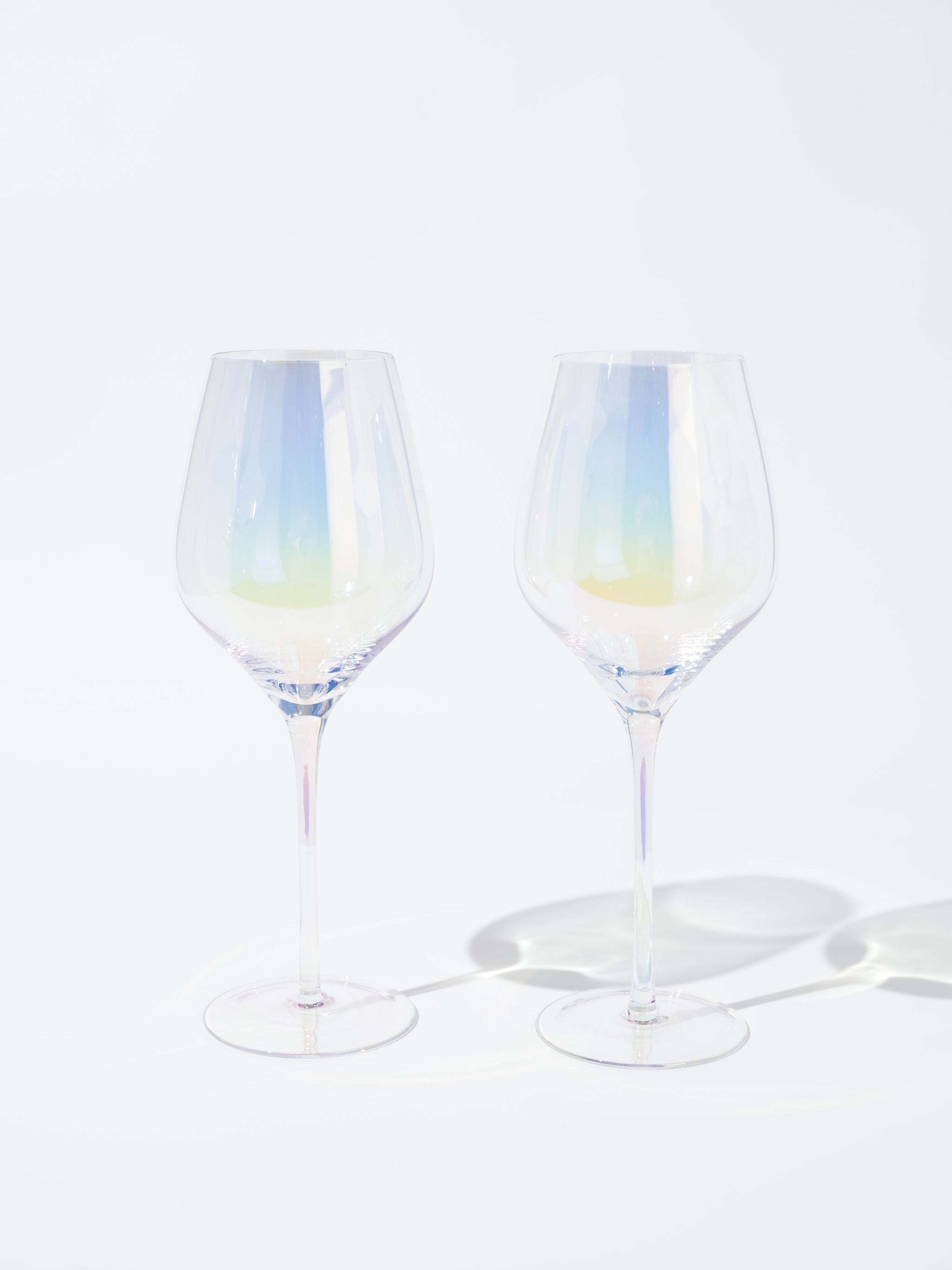 Amelia Iridescent Wine Glass