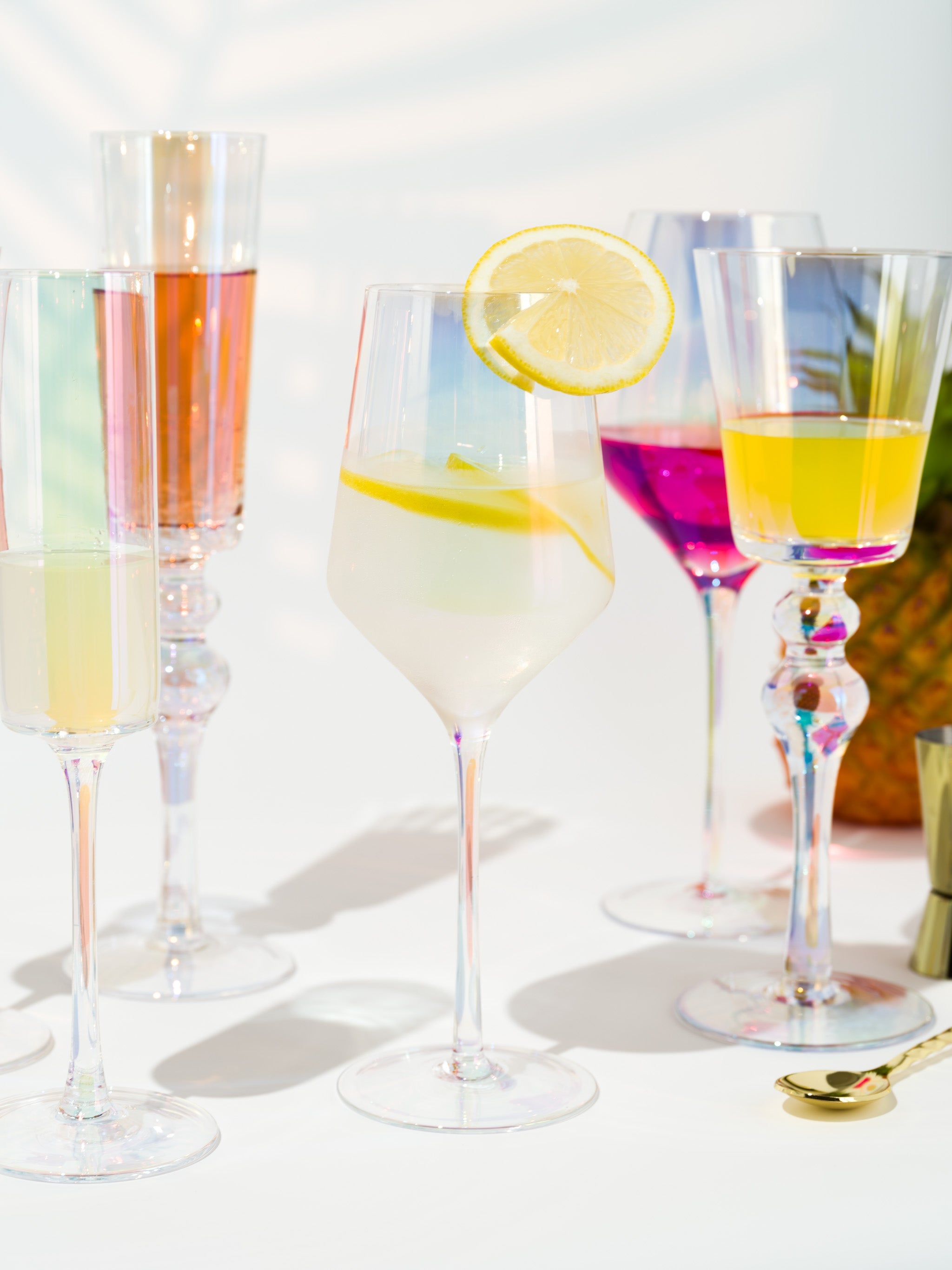 Aria Iridescent Wine Glass