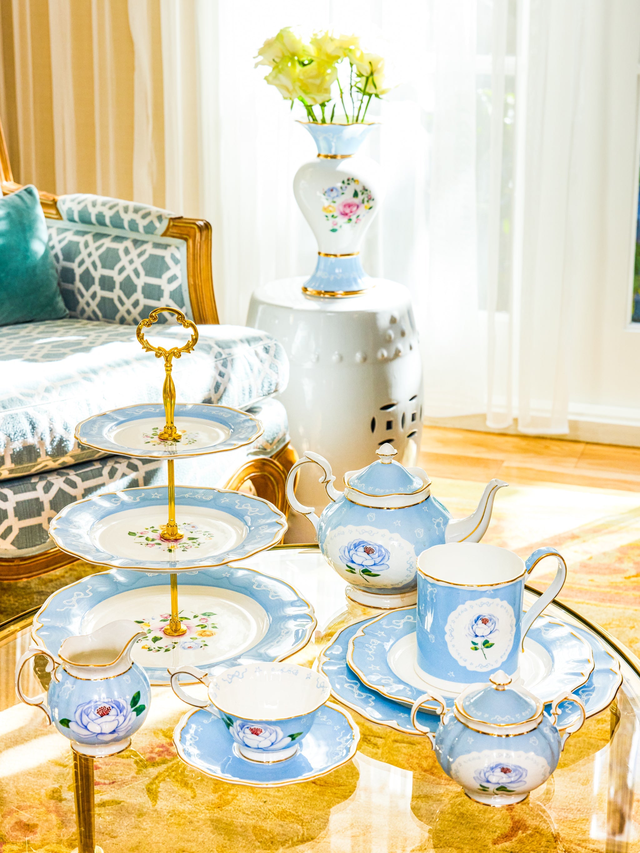 Marilyn Monroe Hollywood Bloom™ Limited Edition, Mug, Baby Blue