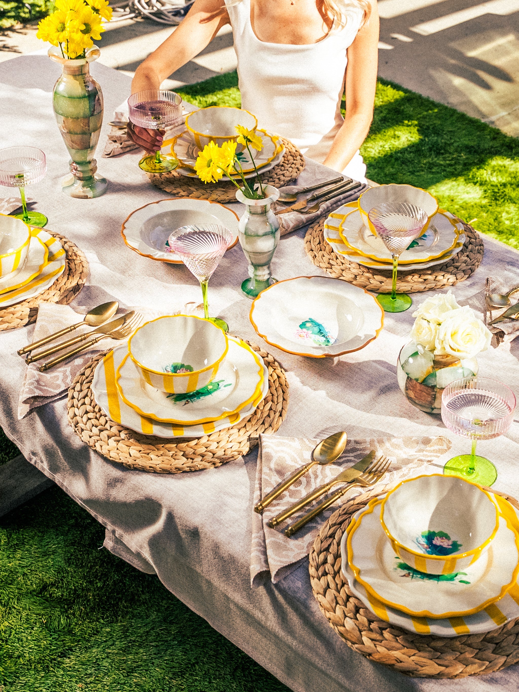Lotus Pond Dinnerware Set of 12, Yellow