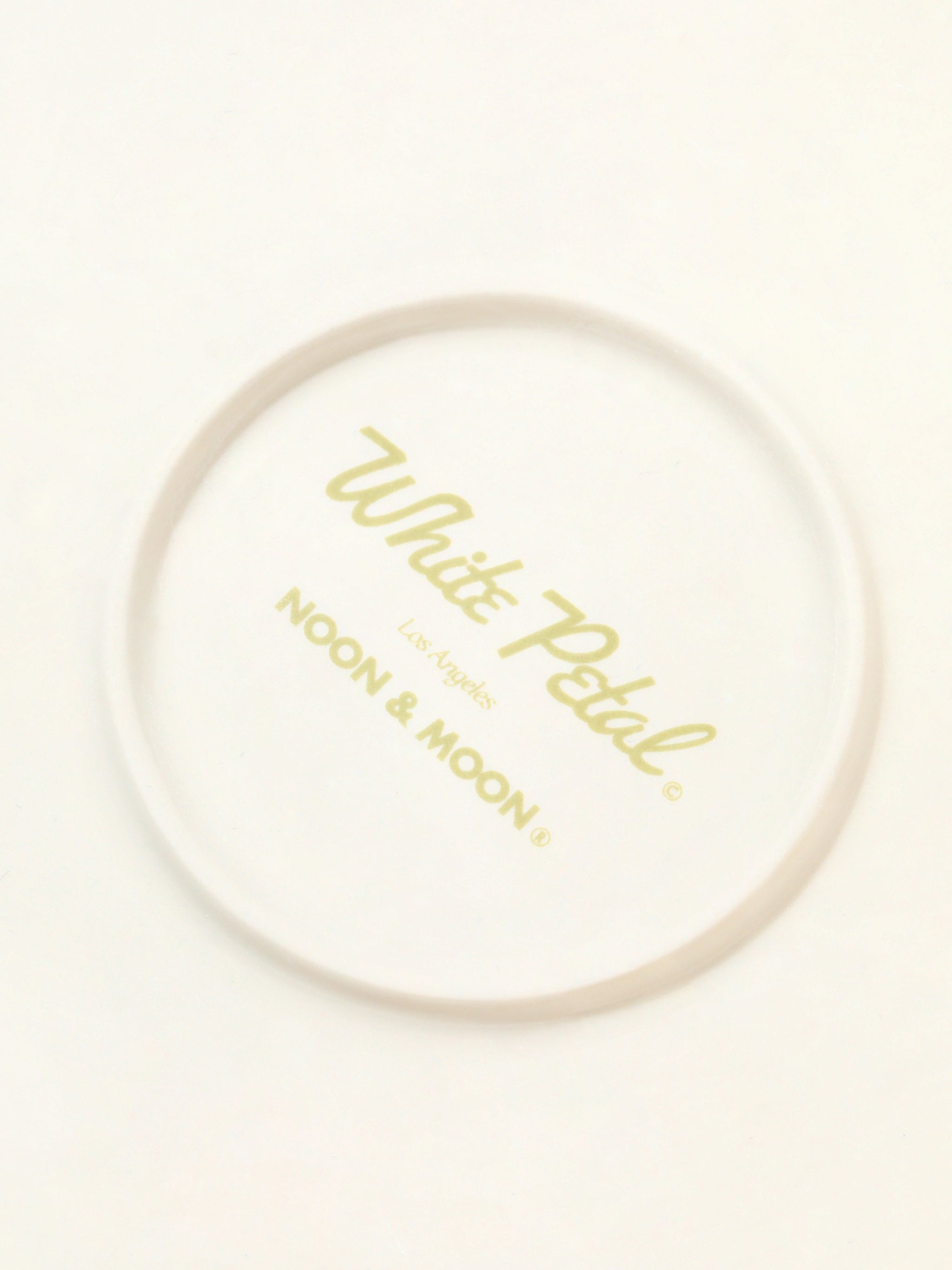 White Petal Dinnerware Set of 15